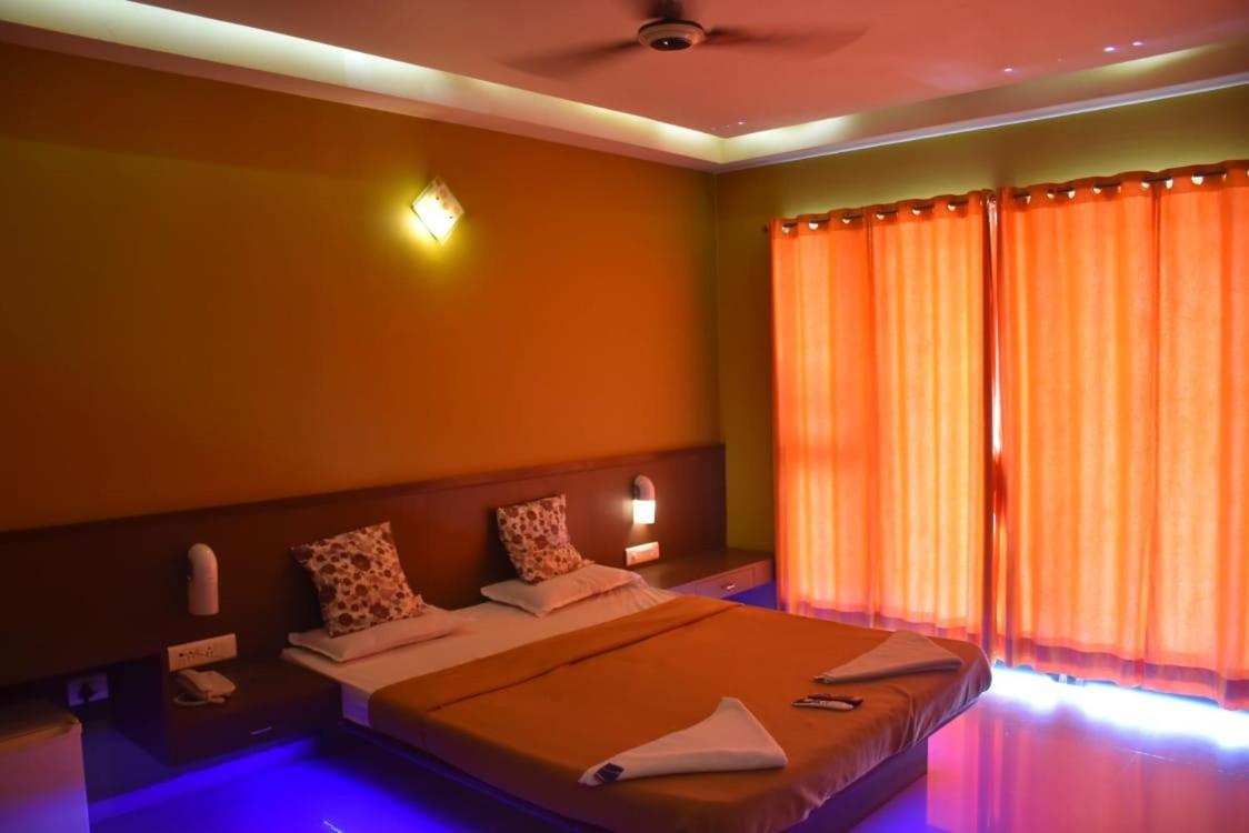 Sagar Raj Beach Resort Harnai エクステリア 写真